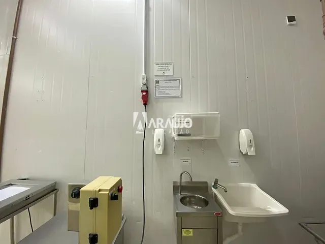Sala com 500m², para alugar, no bairro Murta em Itajaí