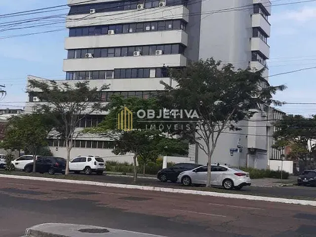 Sala à venda, no bairro Santana em Porto Alegre