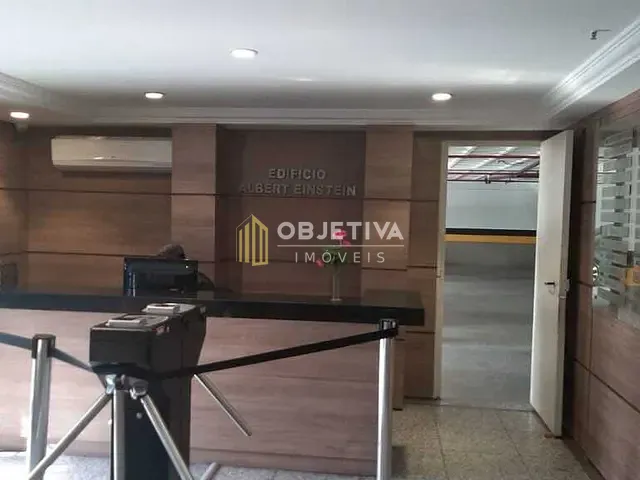 Sala à venda, no bairro Santana em Porto Alegre