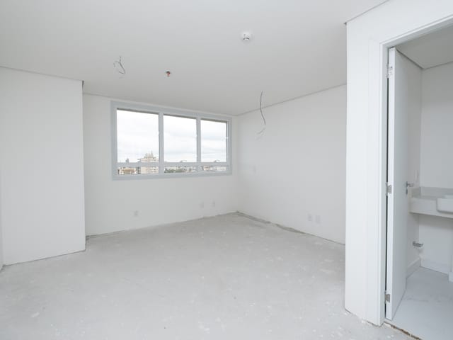 Sala com 34m², à venda, no bairro Centro em Pelotas