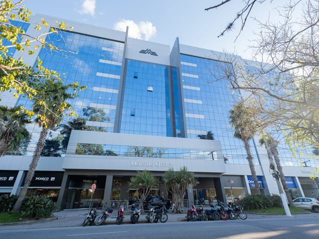 Sala com 53m², para alugar, no bairro Centro em Pelotas