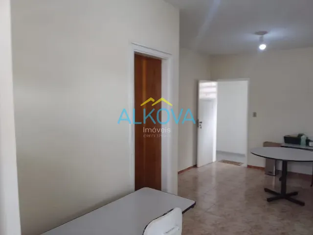 Sala à venda, no bairro Vila Guaianazes em São José dos Campos