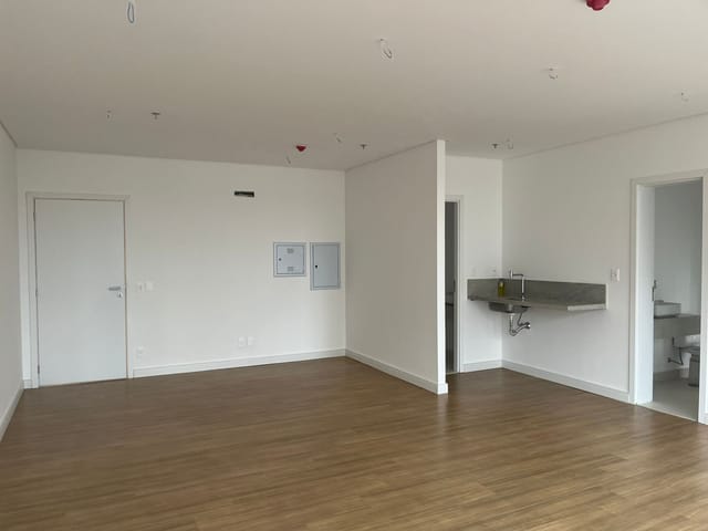 Sala para alugar, no bairro Gleba Fazenda Palhano em Londrina