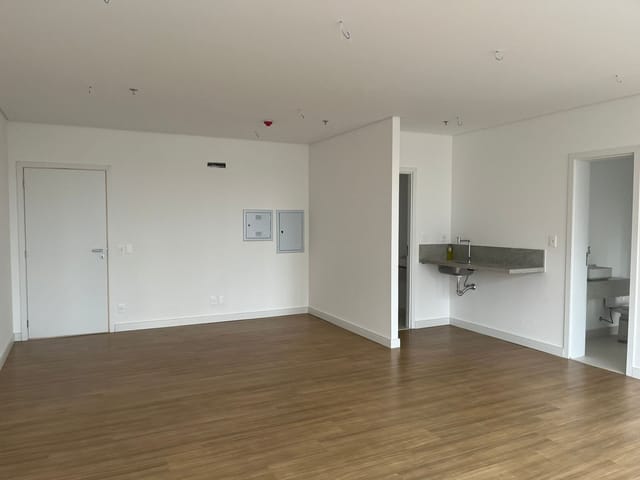 Sala para alugar, no bairro Gleba Fazenda Palhano em Londrina