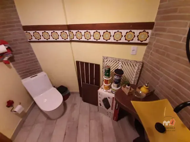 Sala à venda, no bairro Centro em Petrópolis