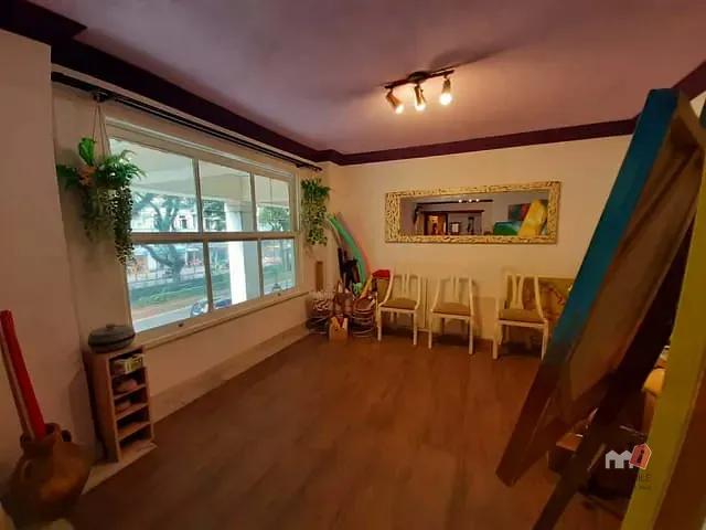 Sala à venda, no bairro Centro em Petrópolis