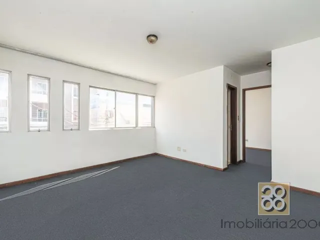 Sala para alugar, no bairro Centro em Curitiba