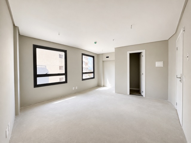 Sala com 23m², à venda, no bairro São Gonçalo em Pelotas
