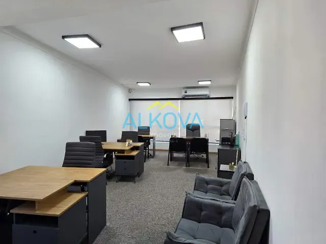 Sala à venda, no bairro Centro em São José dos Campos