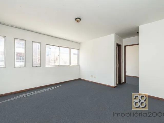 Sala à venda, no bairro Centro em Curitiba