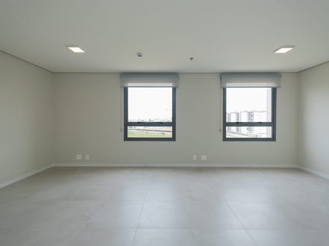 Sala com 51m², para alugar, no bairro São Gonçalo em Pelotas