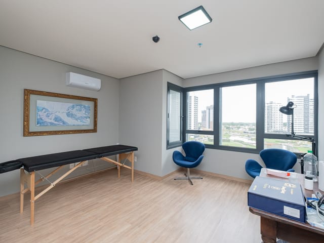 Sala à venda, no bairro São Gonçalo em Pelotas