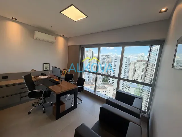 Sala à venda, no bairro Parque Residencial Aquarius em São José dos Campos