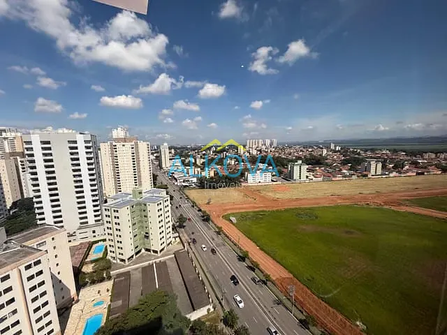 Sala à venda, no bairro Parque Residencial Aquarius em São José dos Campos