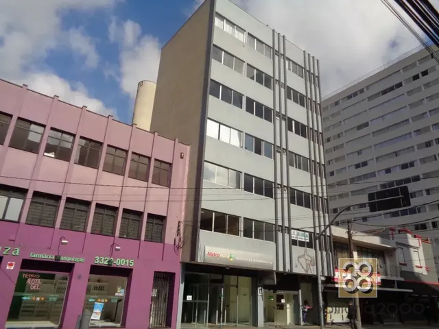 Sala à venda, no bairro Centro em Curitiba