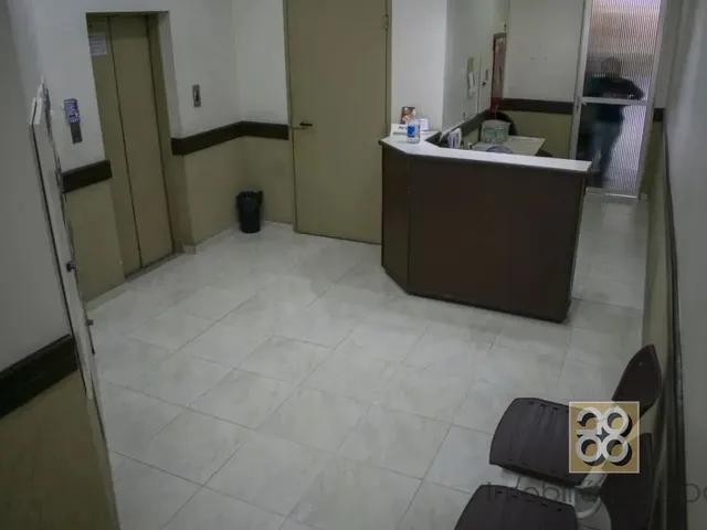 Sala para alugar, no bairro Centro em Curitiba
