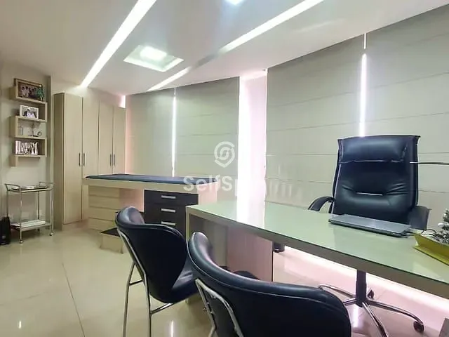 Sala para alugar, no bairro Centro em Niterói