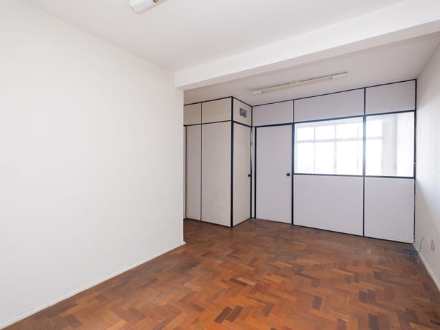 Sala para alugar, no bairro Centro em Pelotas