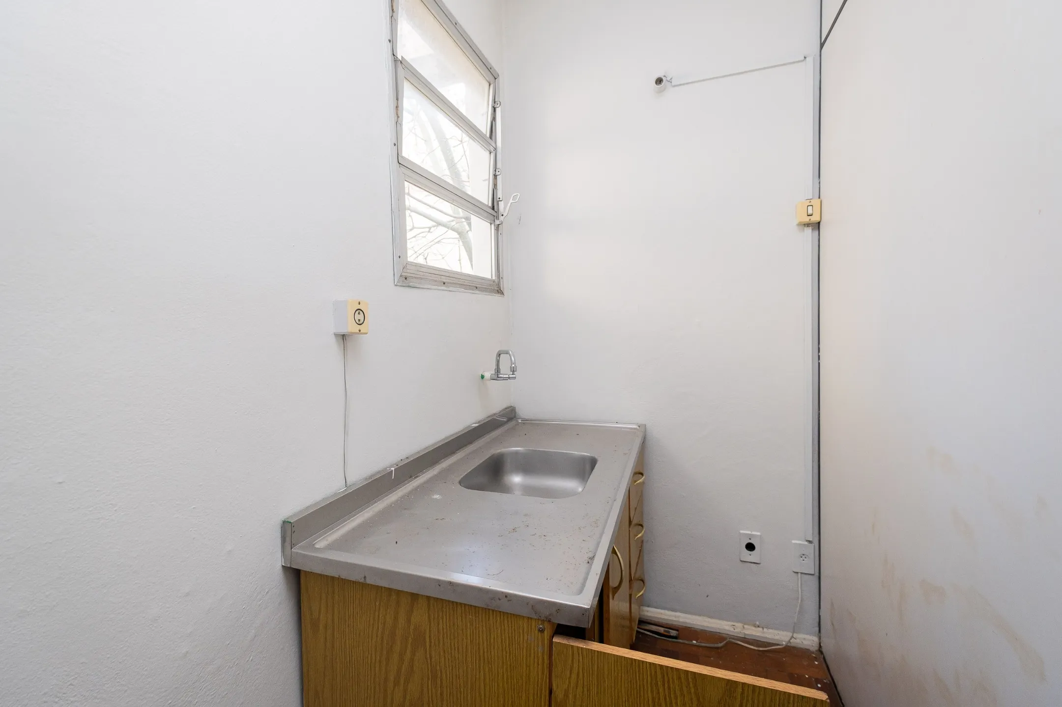 Sala Comercial para Aluguel no Centro de Pelotas RS com Excelente Localização, Espaço Funcional e Fácil Acesso Comercial - 7