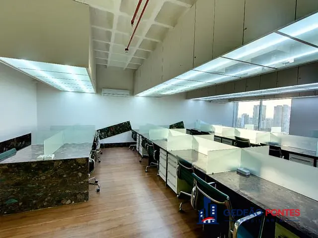 Sala à venda ou para alugar, no bairro Pina em Recife