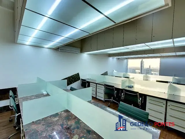 Sala à venda ou para alugar, no bairro Pina em Recife