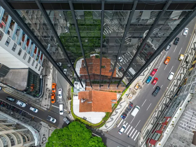 Sala à venda, no bairro Centro em Curitiba