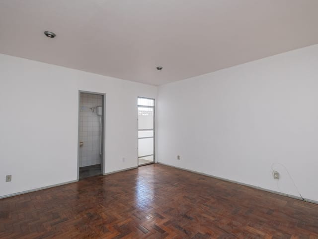 Sala para alugar, no bairro Centro em Pelotas