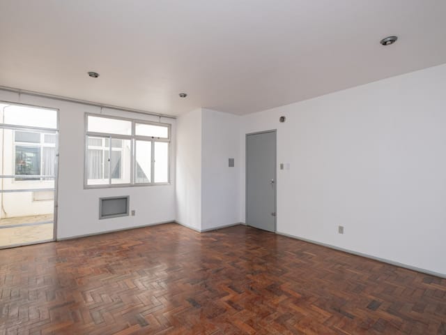 Sala para alugar, no bairro Centro em Pelotas