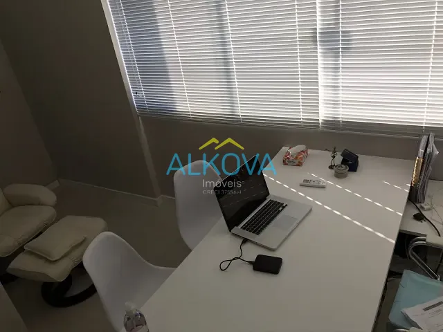 Sala à venda, no bairro Parque Residencial Aquarius em São José dos Campos