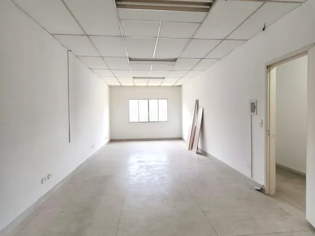 Sala com 140m², para alugar, no bairro Umuarama em Osasco