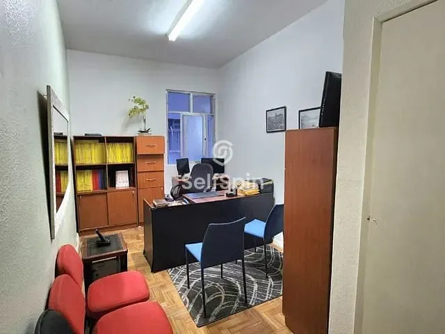 Sala para alugar, no bairro Centro em Niterói
