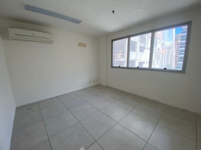 Foto do Sala - Sala para locação, Icaraí, Niterói, RJ | SelfSpin