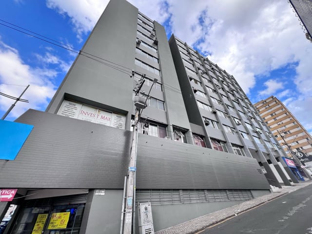 Locação - Sala Comercial Mobiliada, Edifício Executive Center, 49 m², Centro.