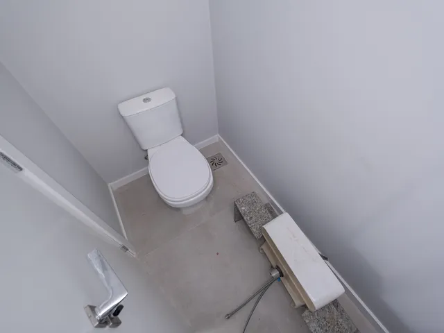 Sala à venda ou para alugar, no bairro São Gonçalo em Pelotas