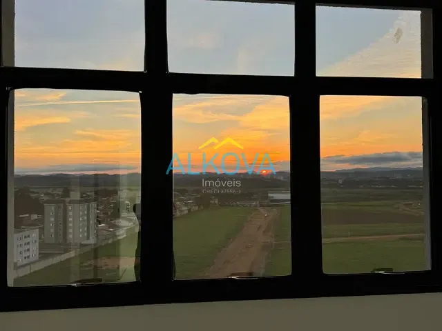 Sala à venda, no bairro Parque Residencial Aquarius em São José dos Campos