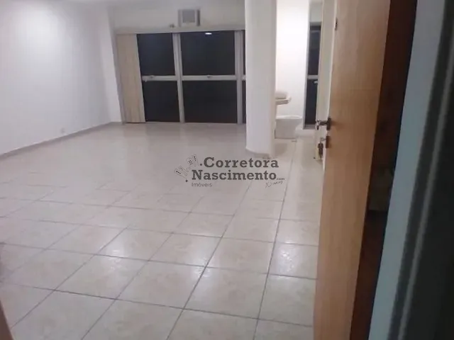 Sala à venda, no bairro Jardim Sao Dimas em São José dos Campos