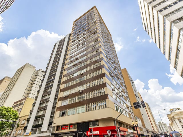 Sala à venda, no bairro Centro em Curitiba