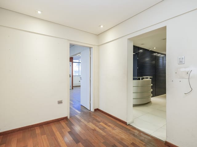 Sala à venda, no bairro Centro em Curitiba