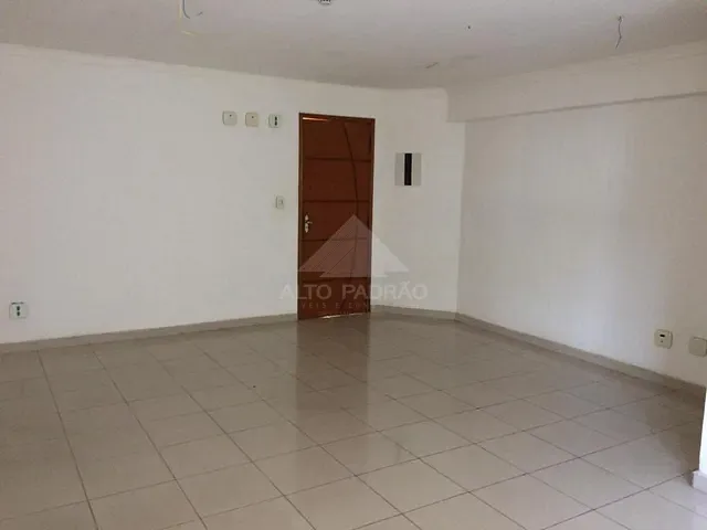 Sala com 32m², à venda, no bairro Vila Bocaina em Mauá