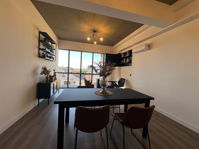 Sala à venda, no bairro Areal em Pelotas