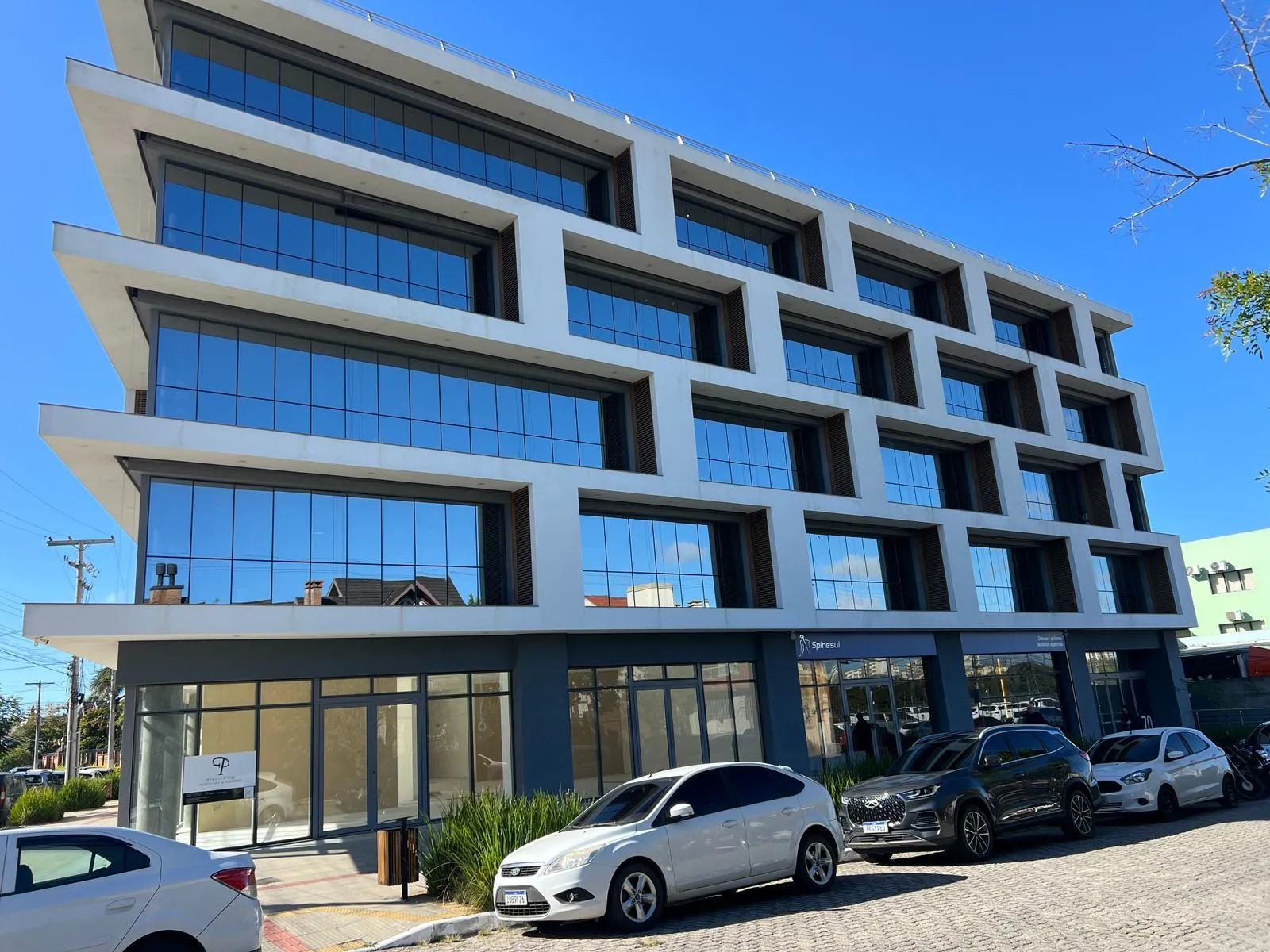 Sala comercial mobiliada à venda no Euro Smart Office, Areal - 35 m², infraestrutura completa, ótima posição solar e localização privilegiada. - 6