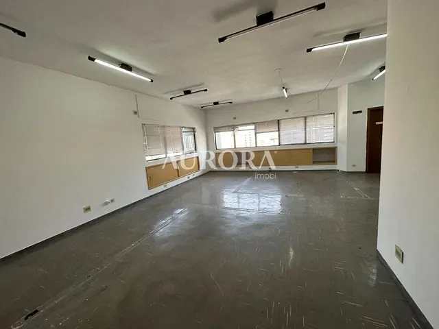 Sala com 80m², à venda, no bairro Centro em Londrina