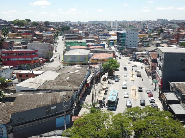 Prédio com 276m², à venda, no bairro Jardim Santa Tereza em Embu Das Artes