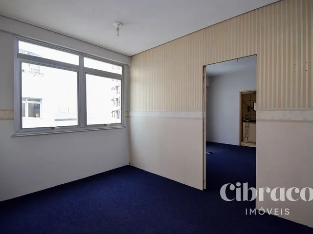 Sala à venda, no bairro Centro em Curitiba