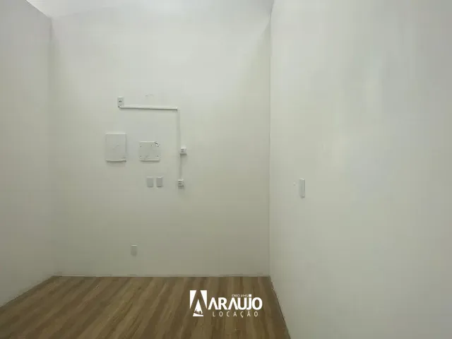 Sala para alugar, no bairro Centro em Itajaí