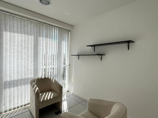 Sala com 88m², para alugar, no bairro Gleba Palhano em Londrina