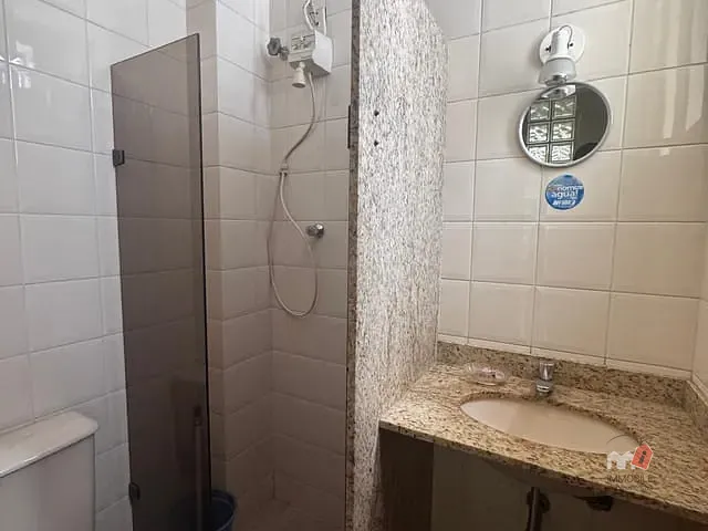 Sala à venda, no bairro Centro em Petrópolis
