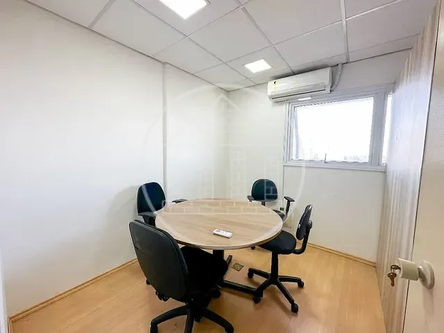 Sala com 40m², à venda ou para alugar, no bairro Santo Amaro em São Paulo