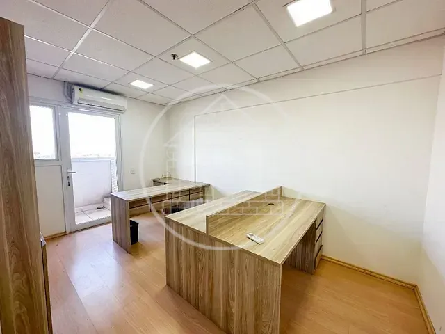 Sala com 40m², à venda ou para alugar, no bairro Santo Amaro em São Paulo