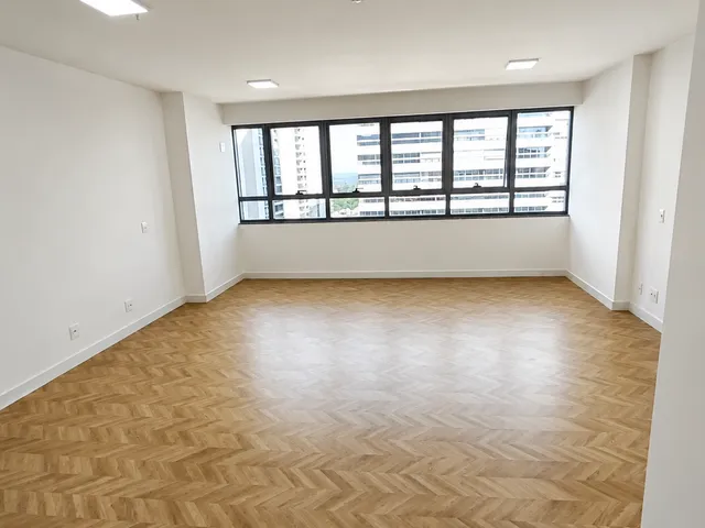 Sala para alugar, no bairro Gleba Palhano em Londrina